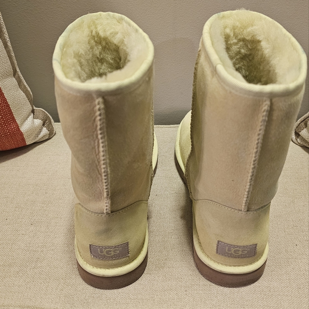 UGGS Boots